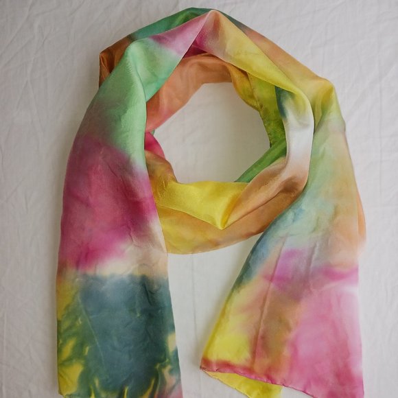 100% Silk scarf - Picture 1 of 1